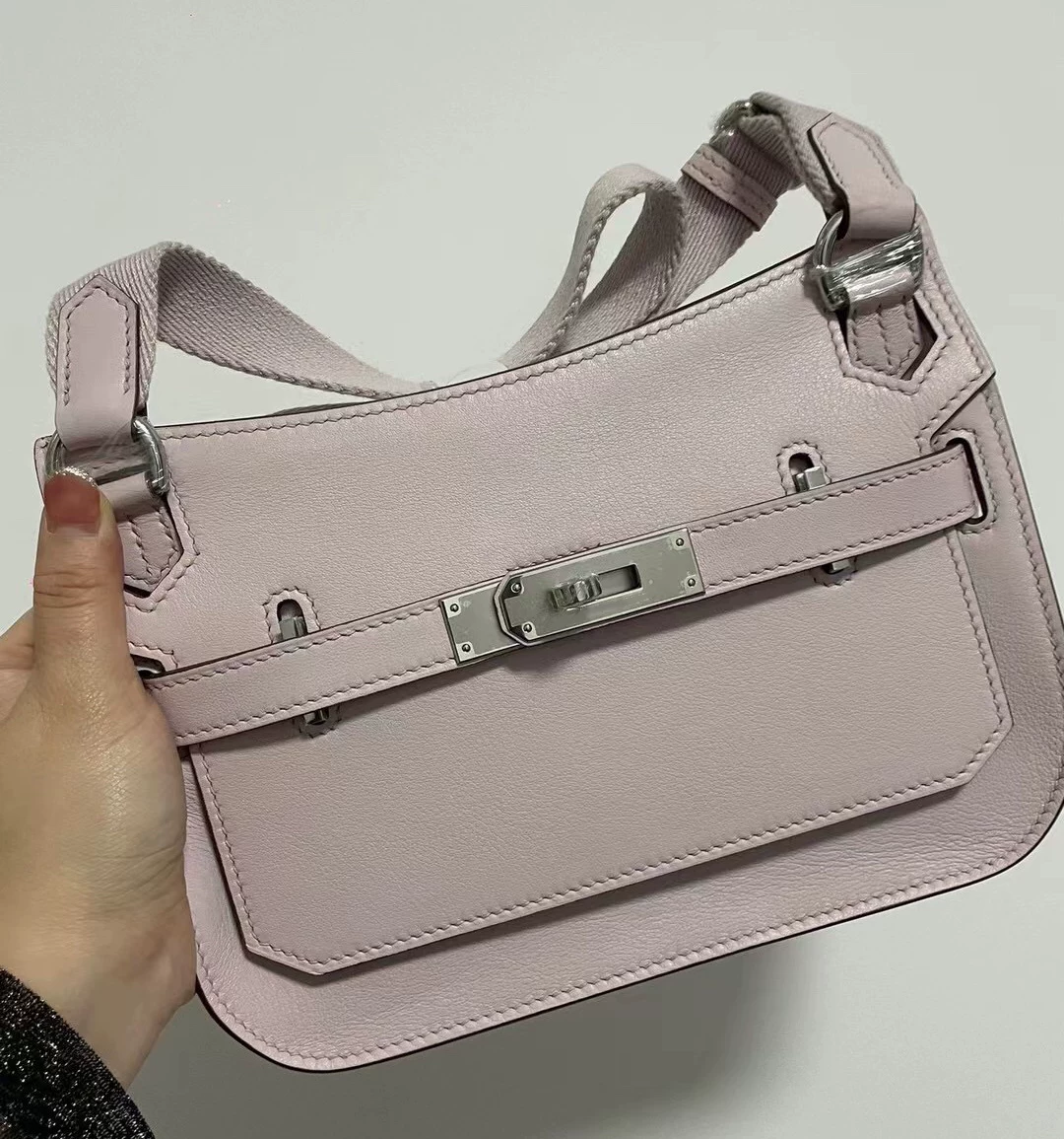 Swift Leather Bag GAB-124 Mask Queen Nepal