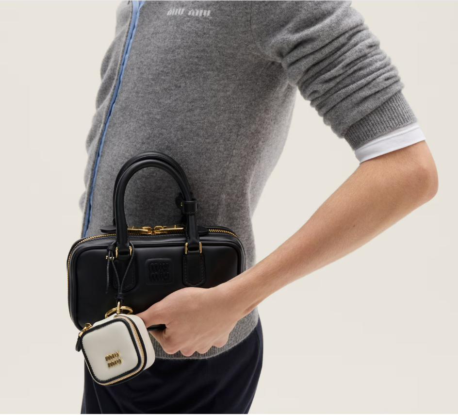 MIU MIU  Arcadie leather bag（regular） Easy Beauty Nepal