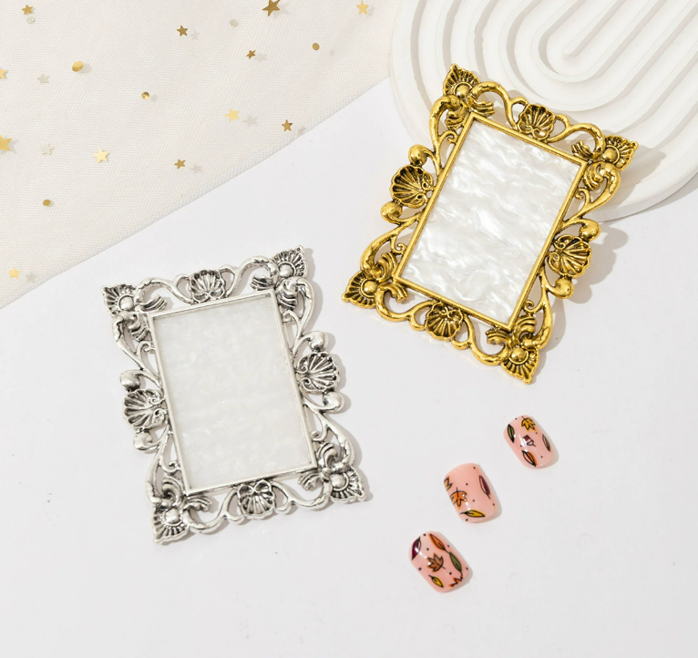 Nail Art Display Board Reusable Resin Colour Mixing Palette Mask Queen Nepal