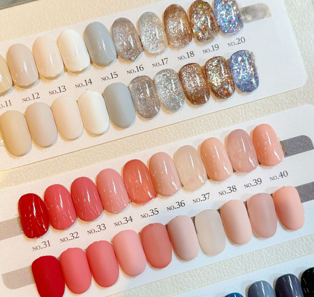 YAN SHE Cat Eye + Glitter 80 Color Set Mask Queen Nepal