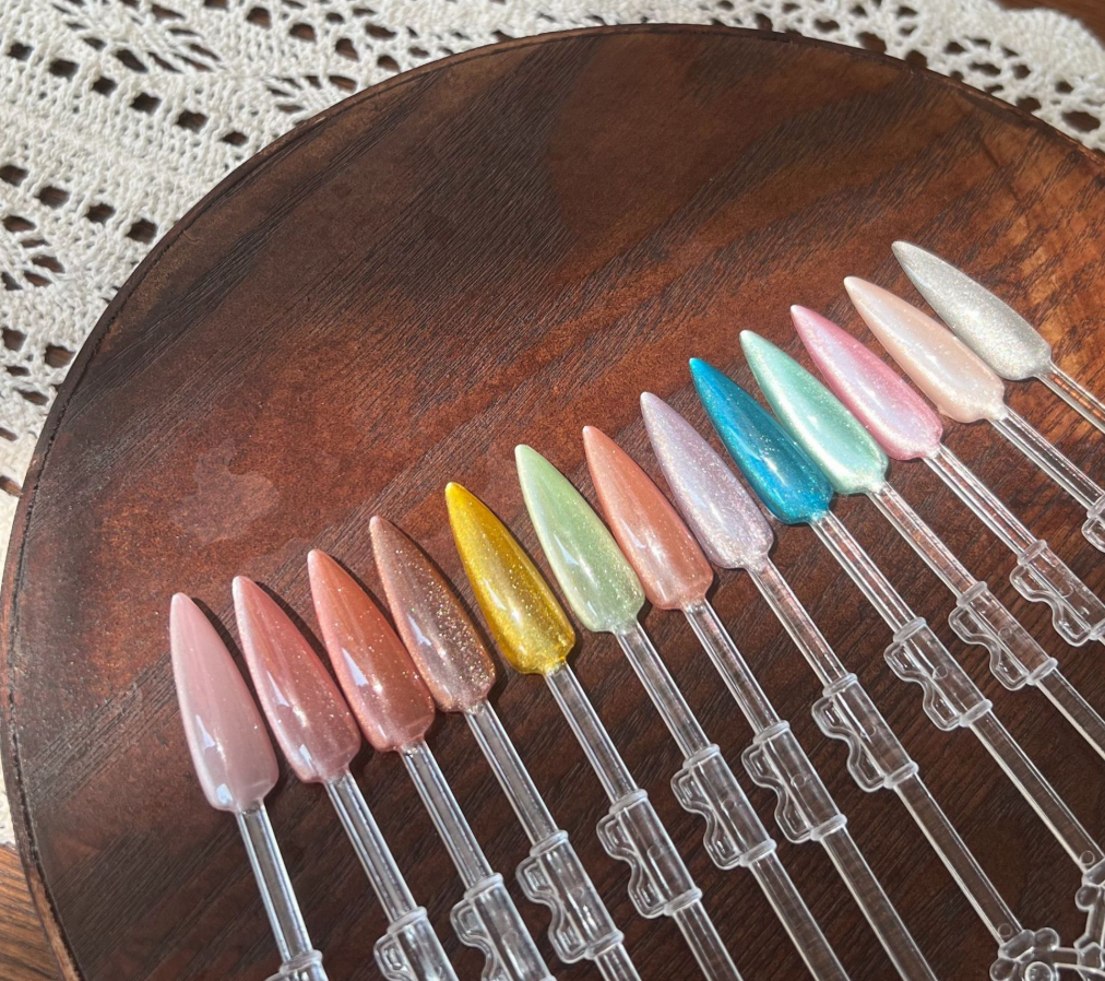 SANSU Cat Eye 28 Color Set Mask Queen Nepal