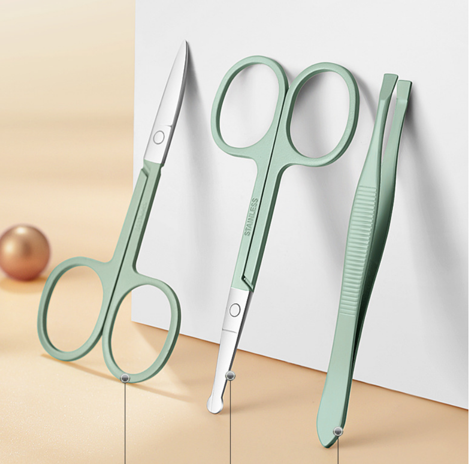 Manicure & Pedicure Kit Mask Queen Nepal