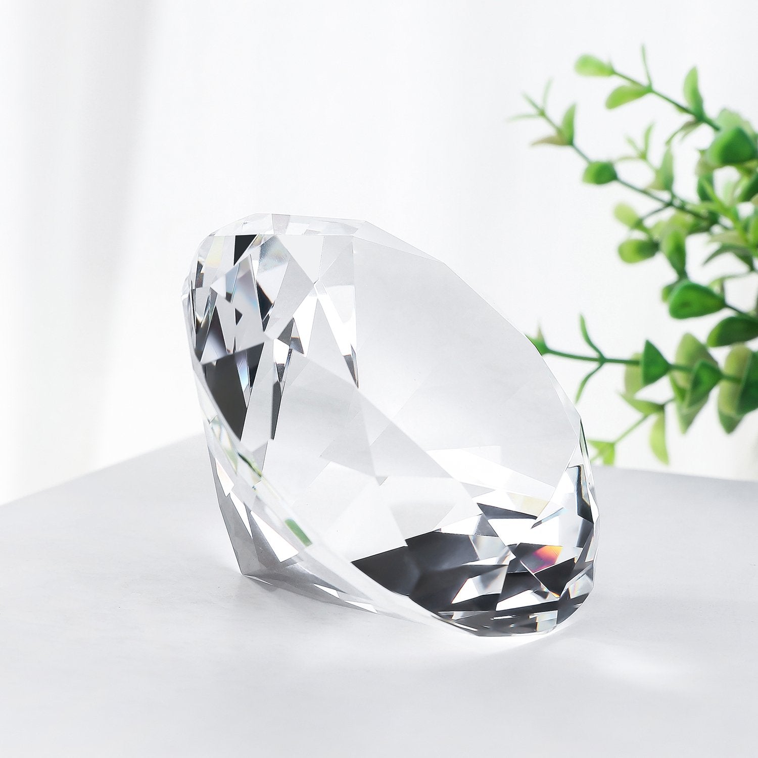 Nail Art Holder Practice Stand Crystal Diamond Shape Mask Queen Nepal