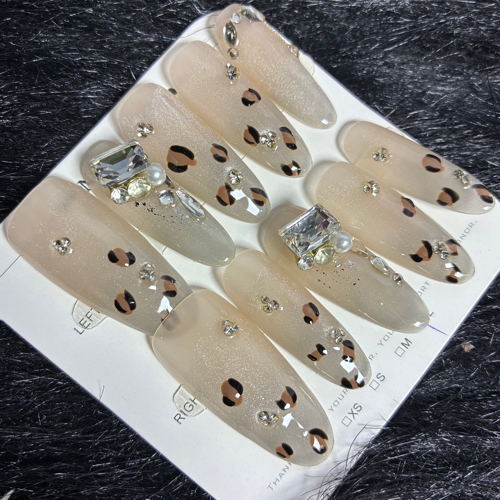 Press On Nails 10Pcs Code-L (000+) Easy Beauty Nepal