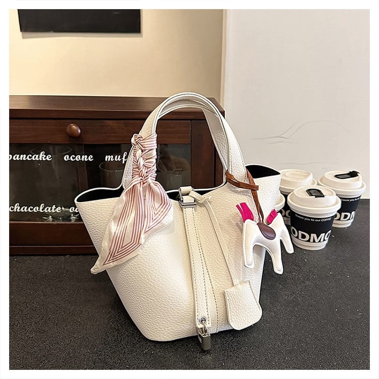 White Large Capacity PU Leather Bucket Bag Easy Beauty Nepal