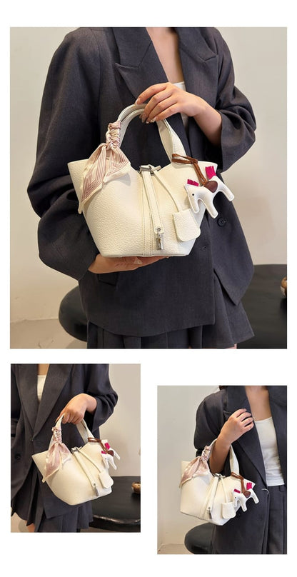 White Large Capacity PU Leather Bucket Bag Easy Beauty Nepal