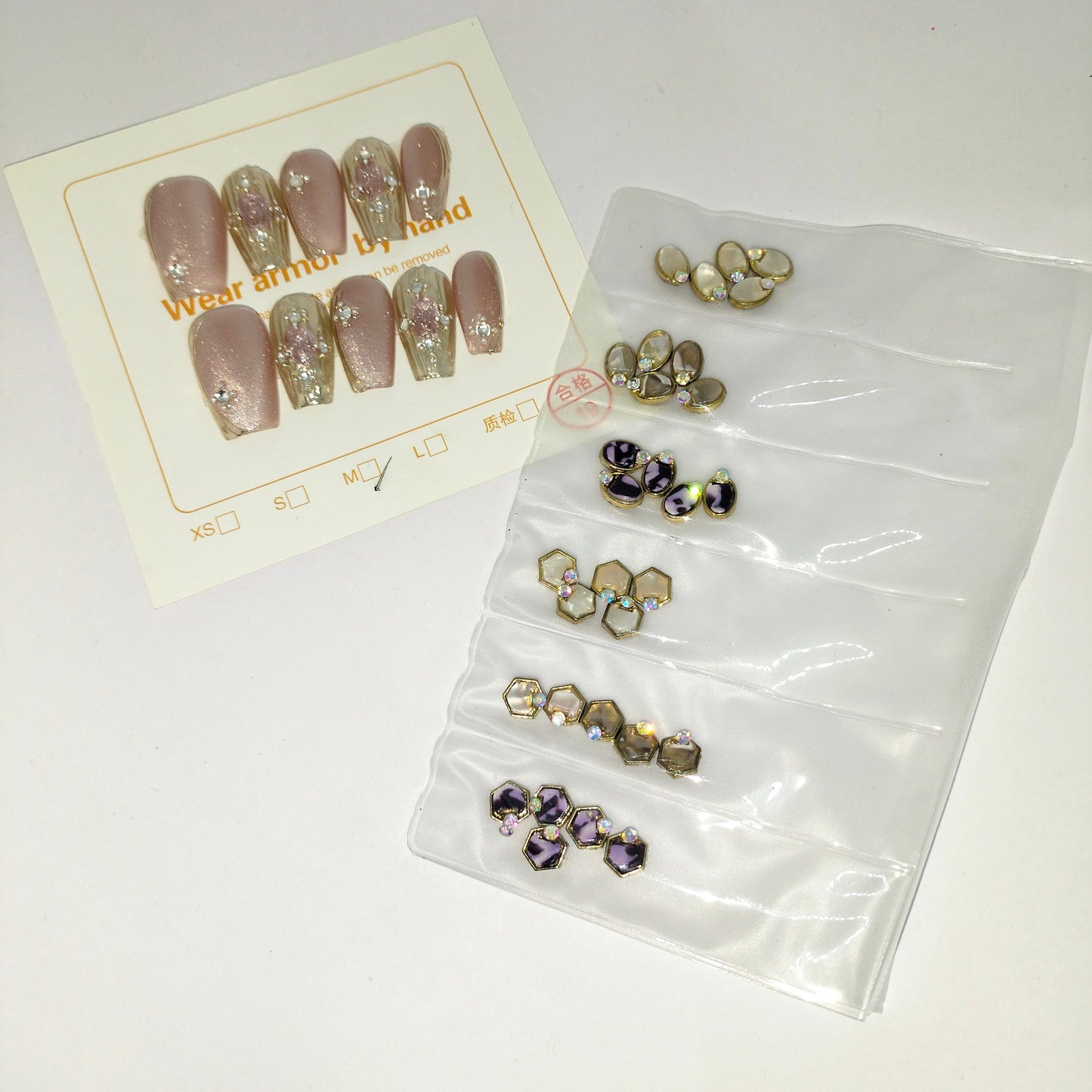 Trendy Nail Accessories Multi-Size Glass Nail Rhinestones Mask Queen Nepal