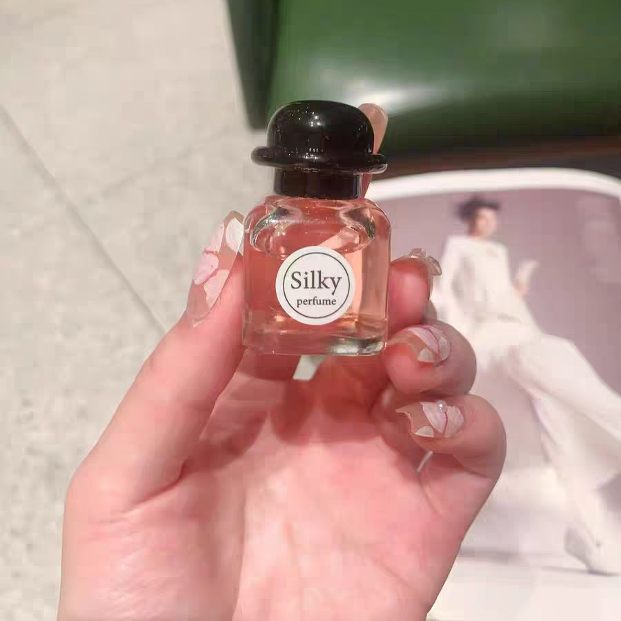 XKN Portable Q Edition 5ml / 7.5ml Mini Perfume Easy Beauty Nepal