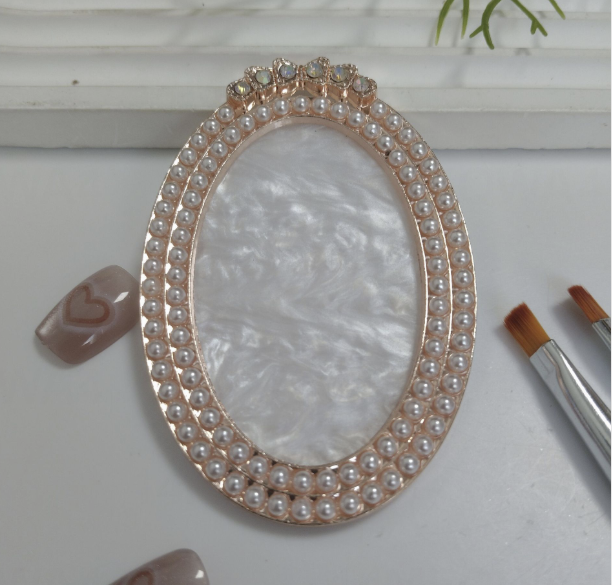 Colour Mixing Palette Mask Queen Nepal