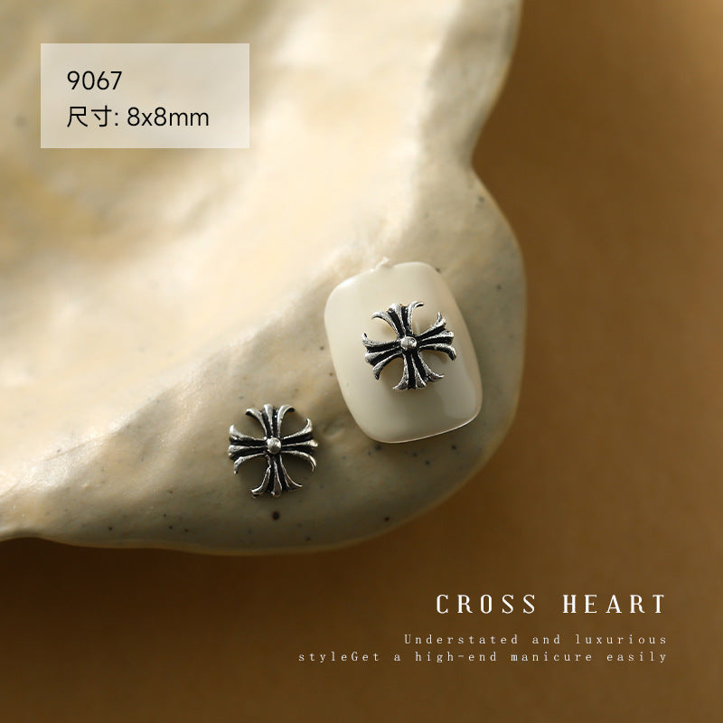 Mixed 25pcs Retro Metal Charms Nail Art Accessories Mask Queen Nepal