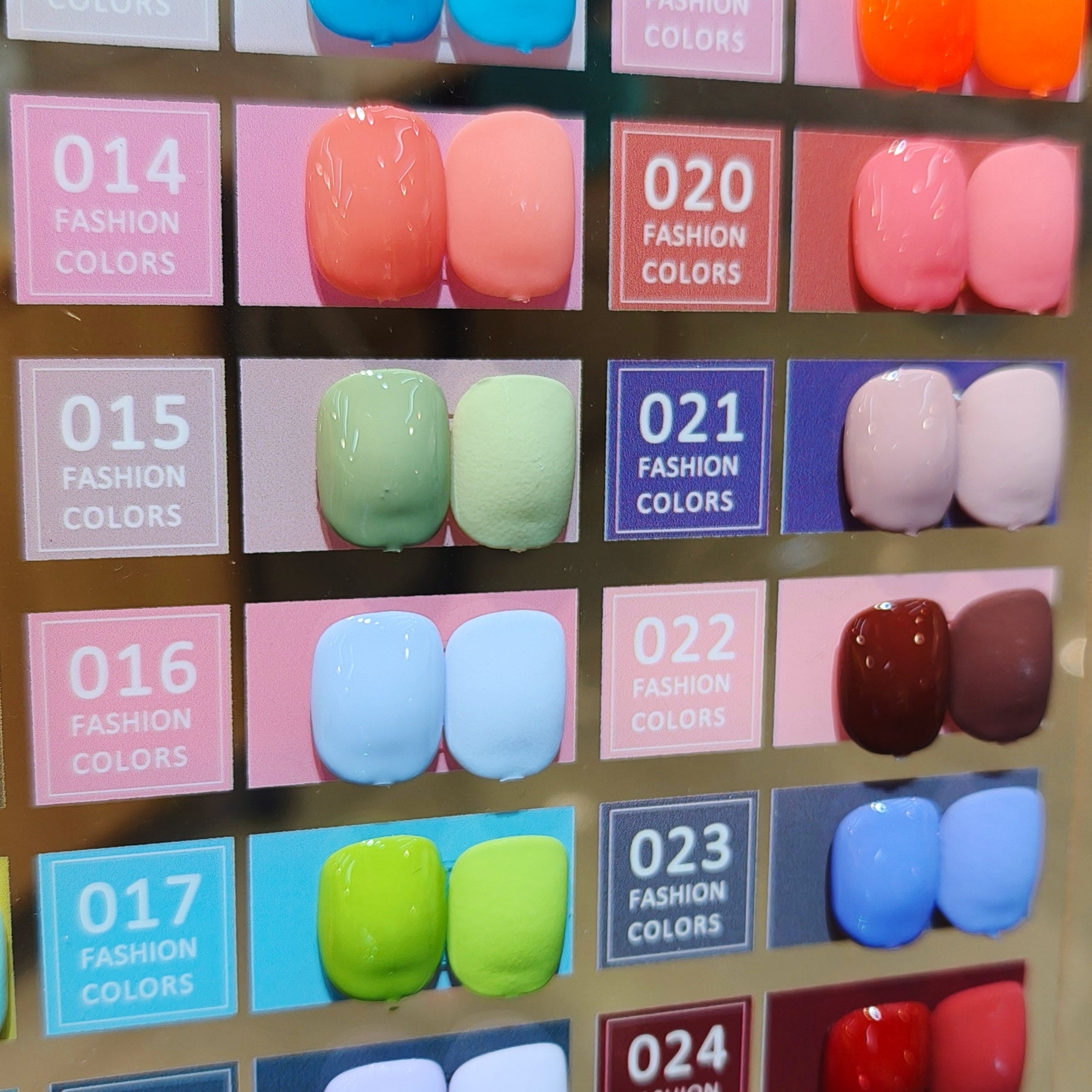 Milan 24 Color Set Mask Queen Nepal