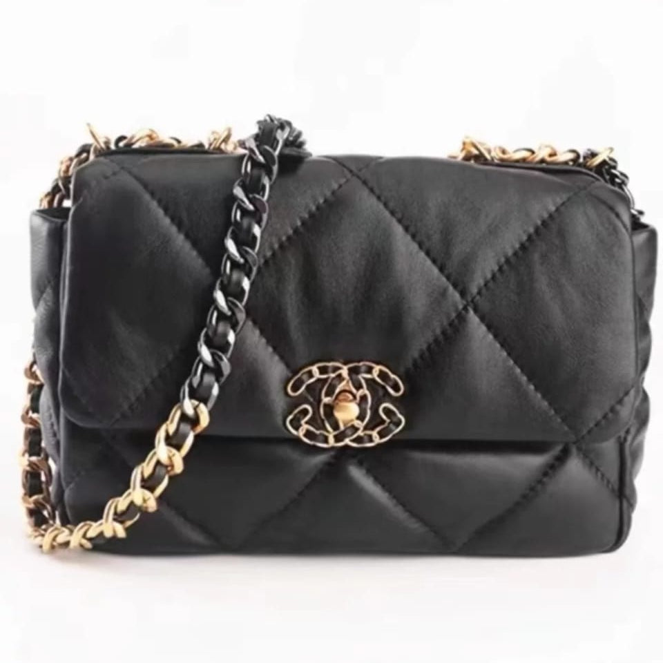 CHANEL Pre Owned Classis Flap 19 Shoulder Bag Easy Beauty Nepal