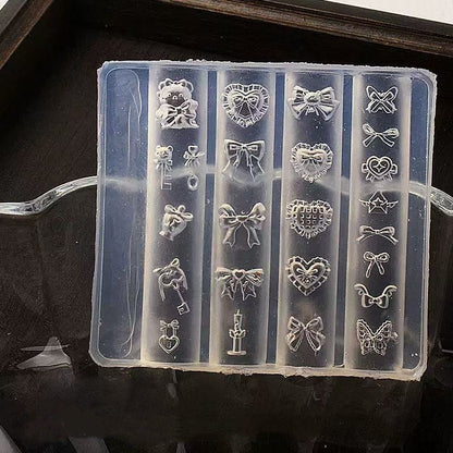 3D Acrylic Powder Sculpture Slicone Mold Mask Queen Nepal