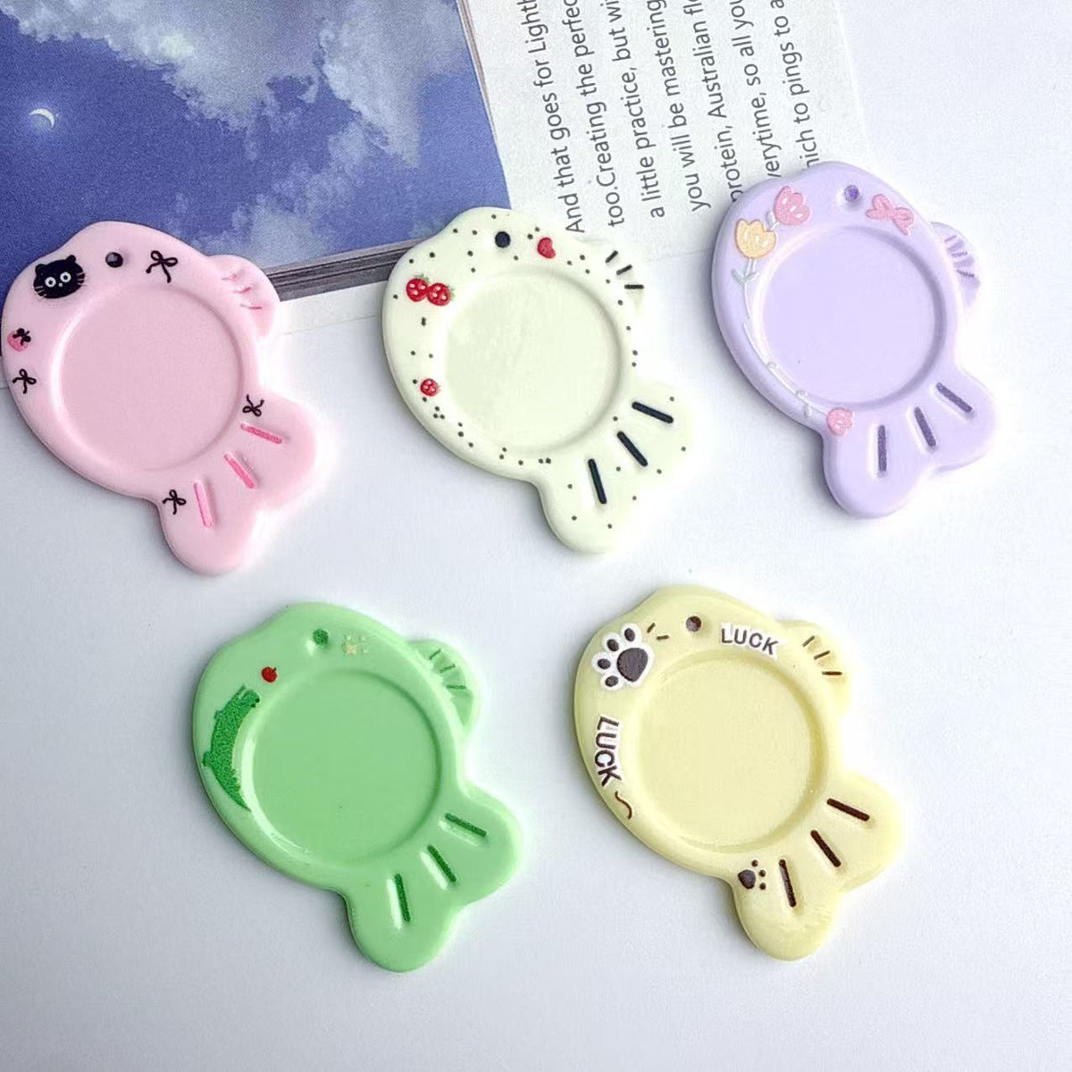 Cute Cartoon Nail Art Color Mixing Palette Mask Queen Nepal