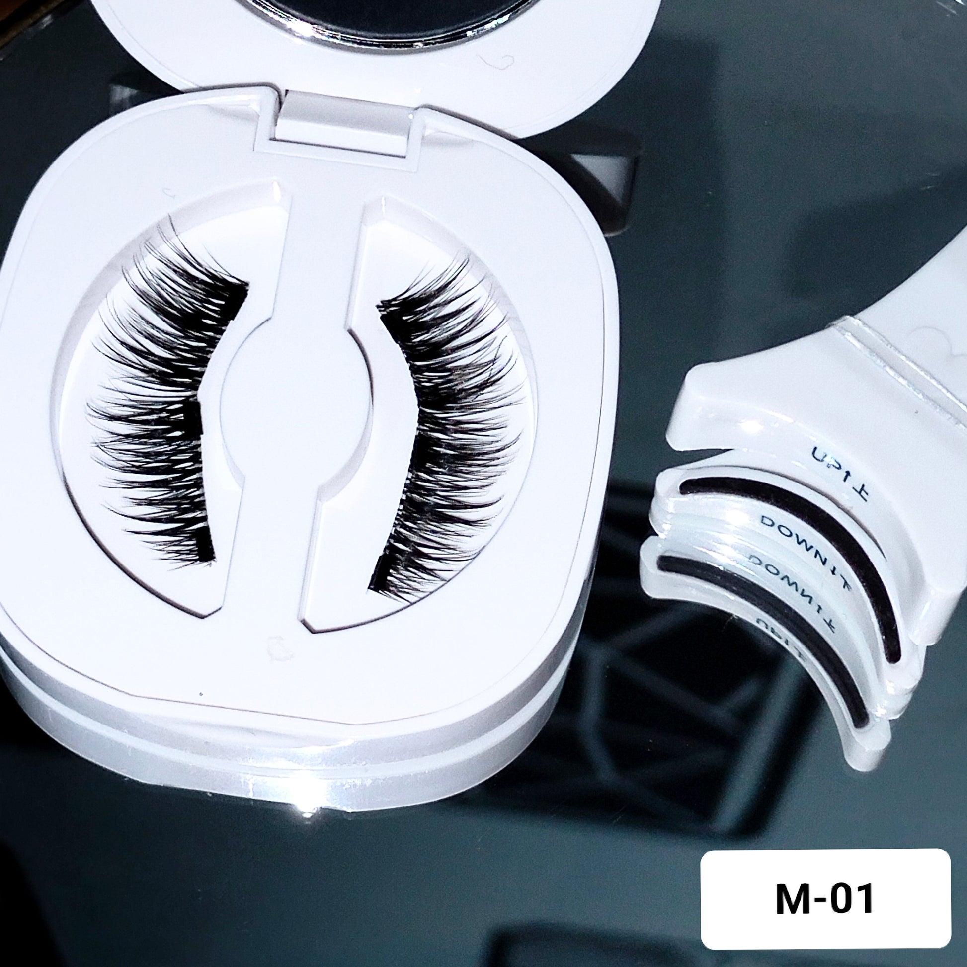 Magnetic Eyelashes & Applicator Set M-01 Easy Beauty Nepal