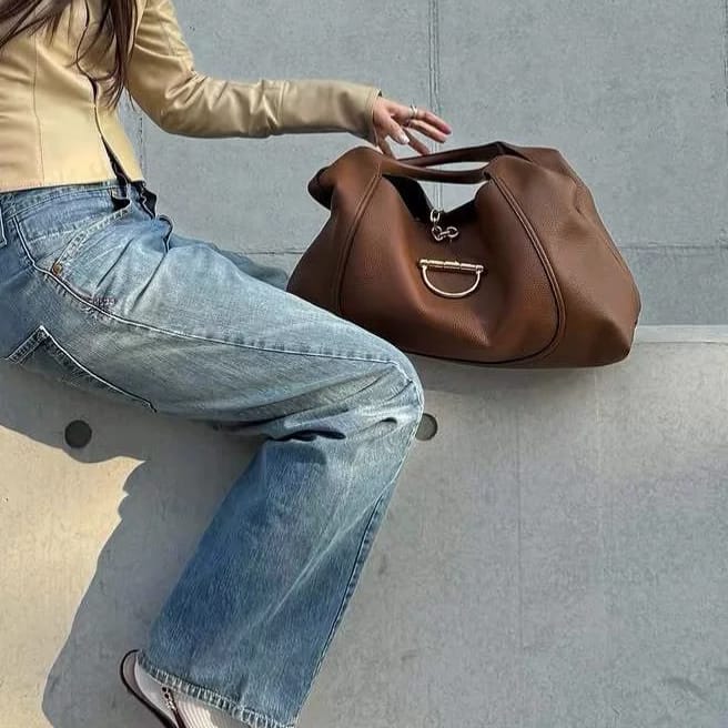 Gucci Softbit Maxi Shoulder Bag Easy Beauty Nepal