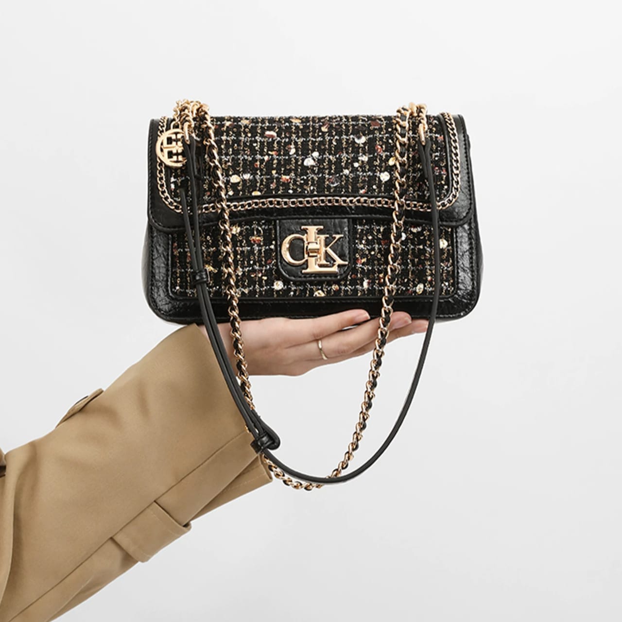 Calvin Klein (CK) woman's shoulder bag Ck&WQ Easy Beauty Nepal