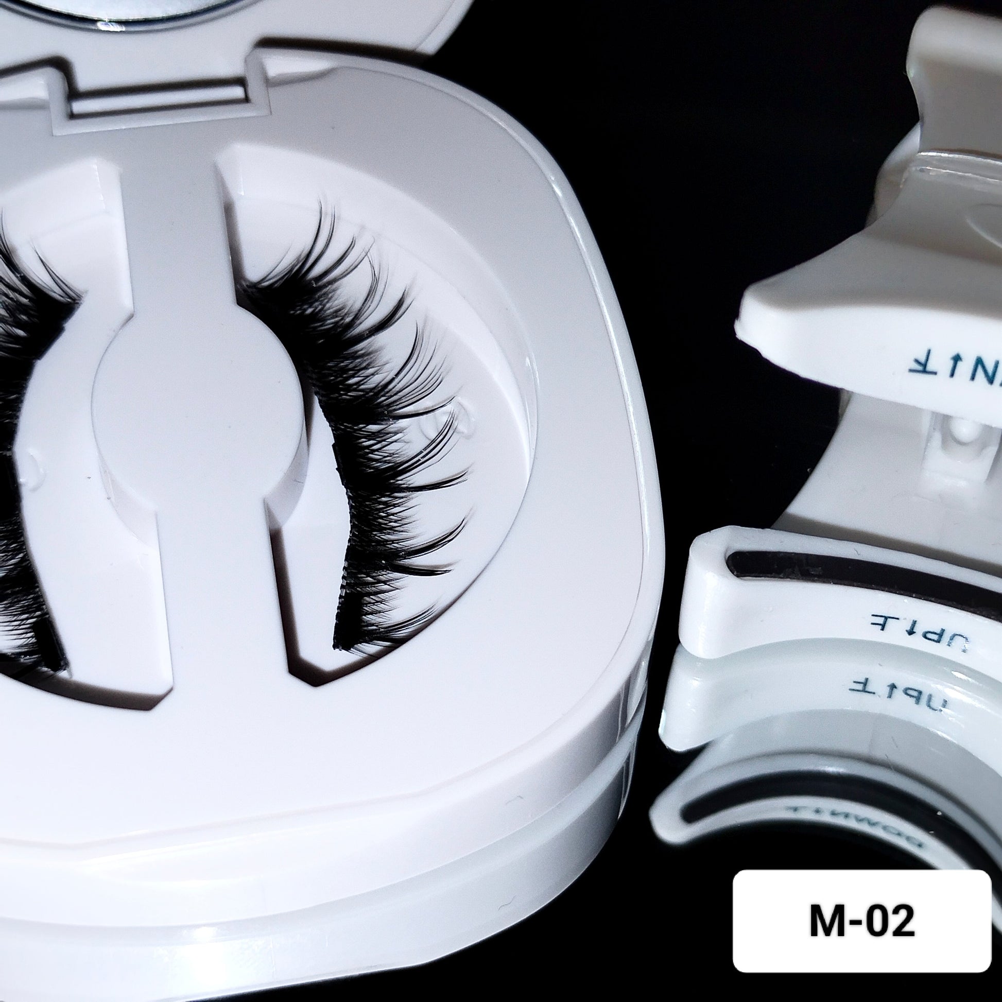 Magnetic Eyelashes & Applicator Set M-02 Easy Beauty Nepal